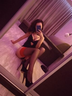 Снять телку (Куни♥️4000, 25 лет)